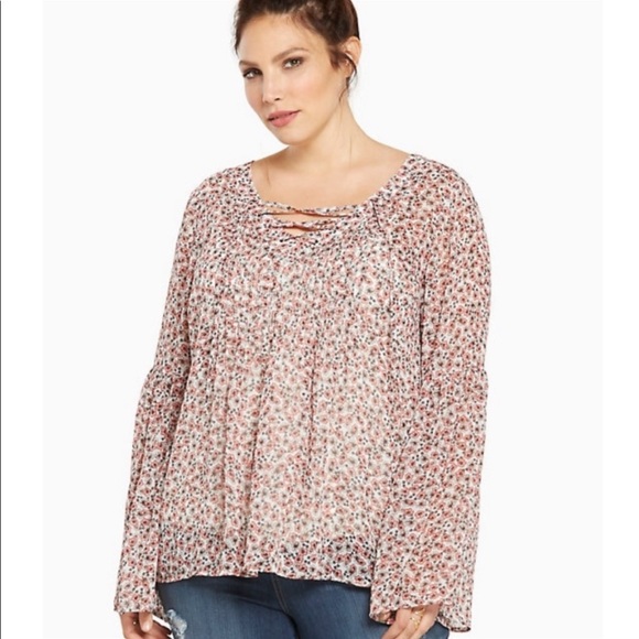 Torrid | Chiffon Top Size 1X Pink Floral Print Lace-Up Pleated Bell Sleeves - Picture 1 of 6
